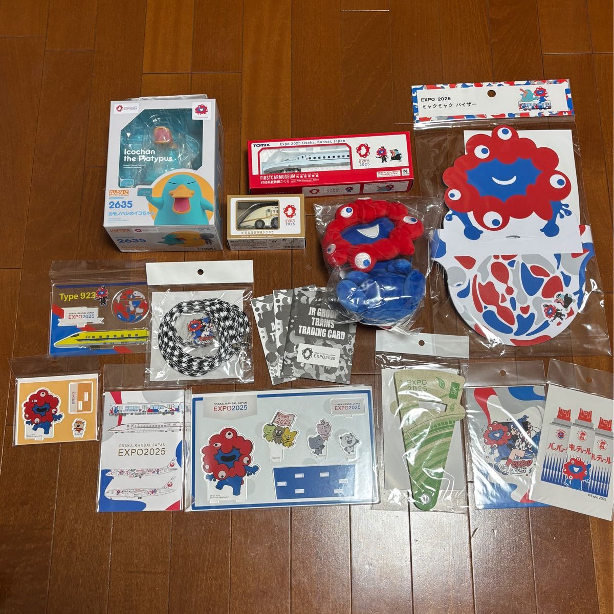 本物 Expo2025 万博 ミャクミャク福袋 お手玉風ぬいぐるみS