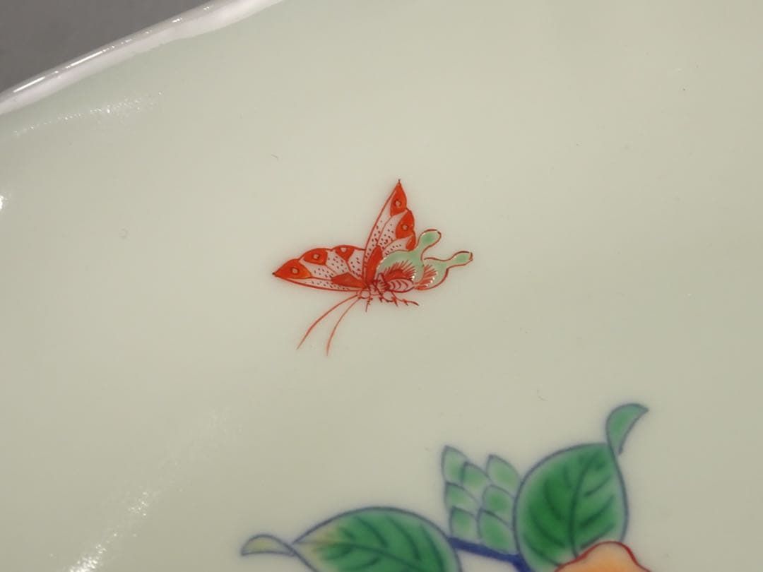 名工 十二代 今泉今右衛門 色鍋島 柴垣椿絵 額皿 飾