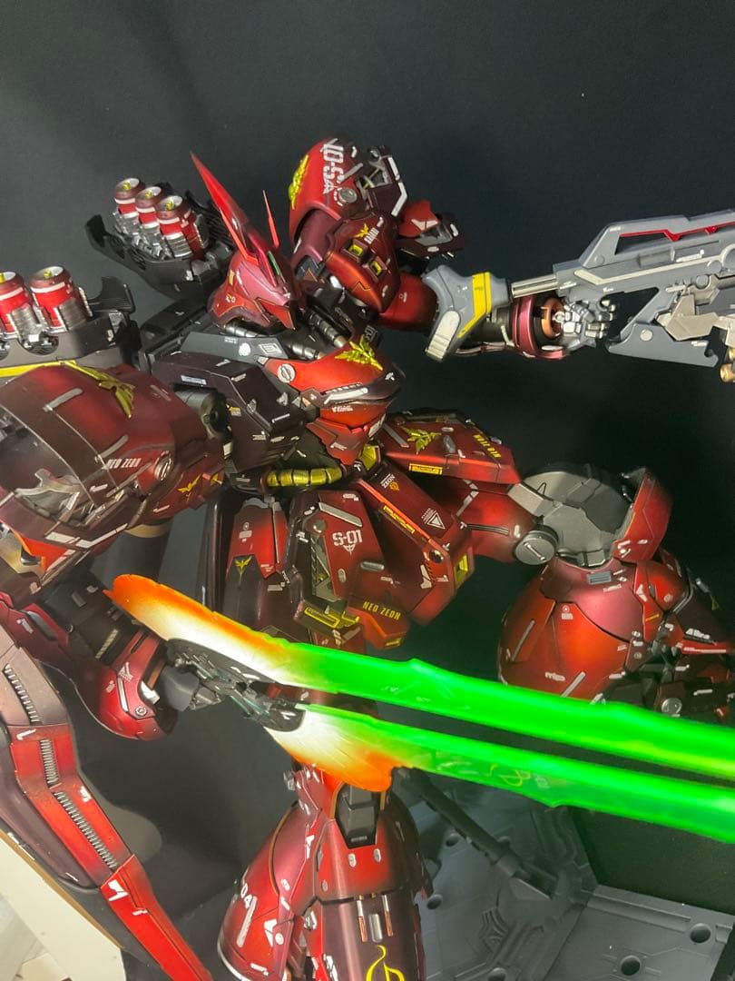 ラ・ターシュ 　MG サザビーVer.Ka 徹底監修　塗装　完成品